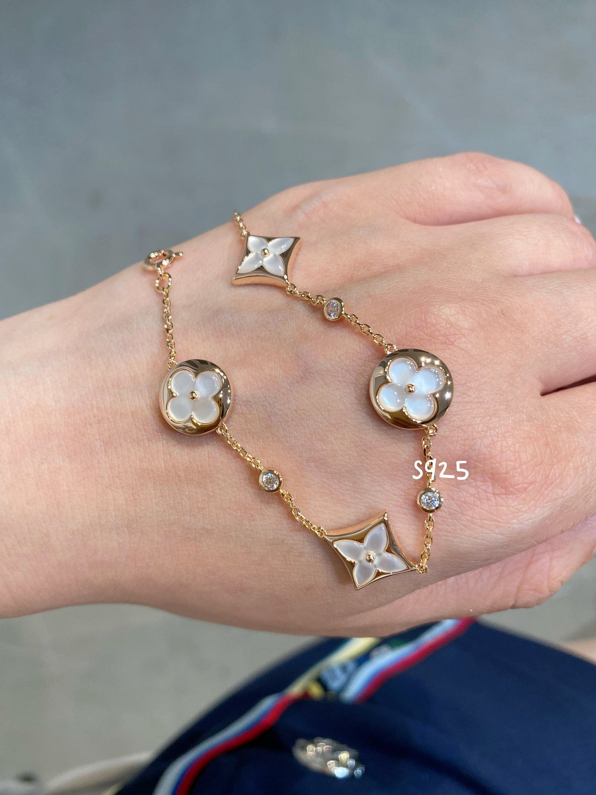 [Bling Jewelrys ]STAR AND SUN 4 MOTIF WHITE MOP PINK GOLD BRACELET