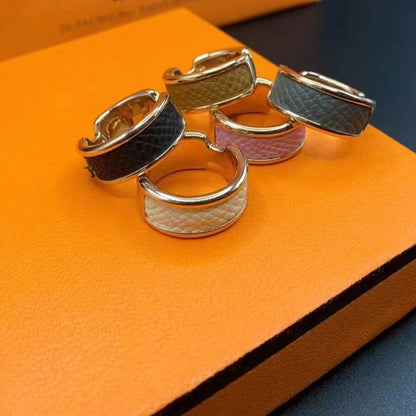 {
  "Bling Jewelrys": "ブリングジュエリー",
  "OLYMPE PINK GOLD RING": "オリンプ ピンクゴールド リング"
}