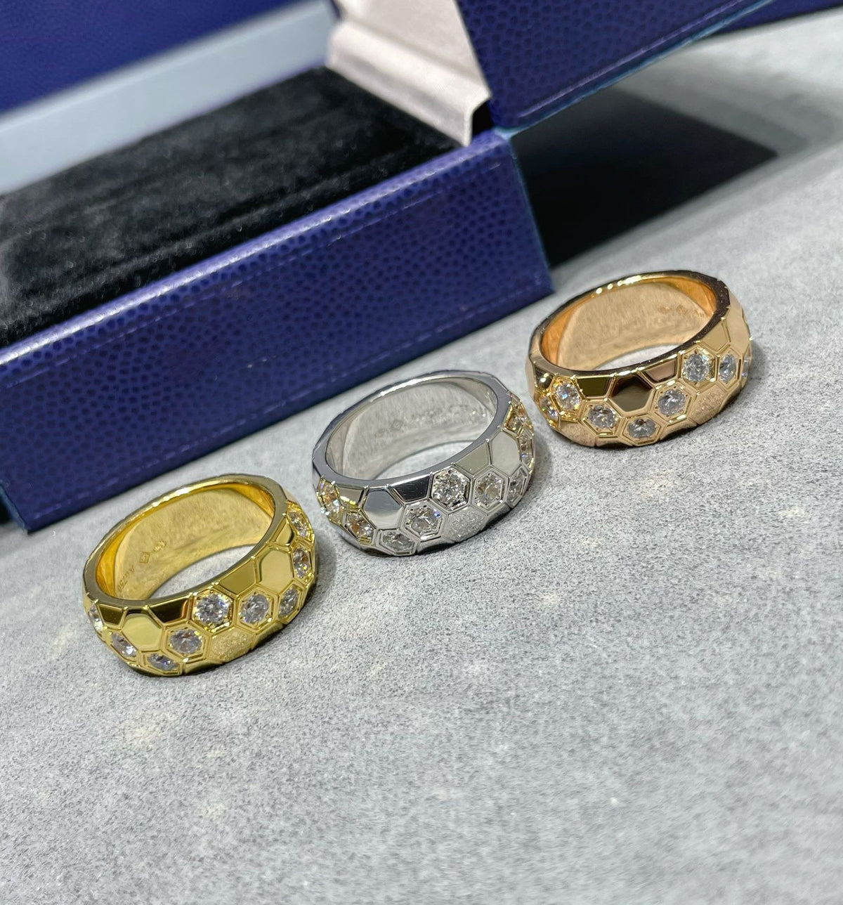 [Bling Jewelrys ]BEE LOVE DIAMOND LARGE RING