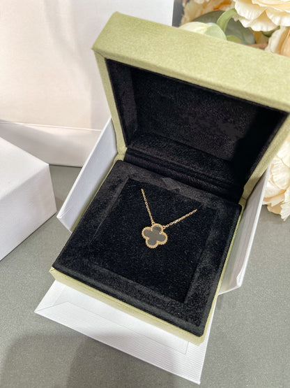 [Bling Jewelrys ]CLOVER ROCK CRYSTAL ROSE GOLD NECKLACE