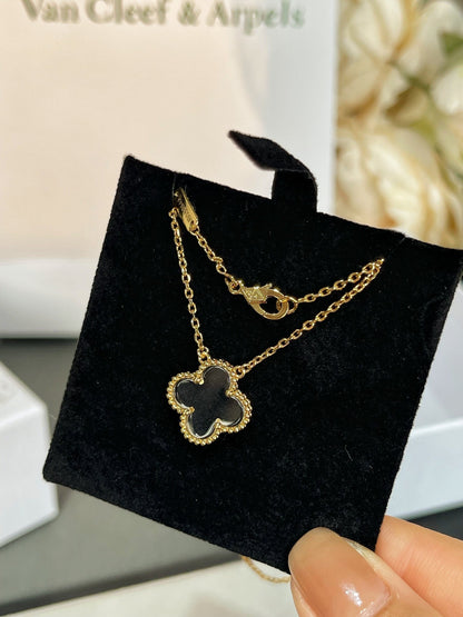 [Bling Jewelrys ]CLOVER ROCK CRYSTAL ROSE GOLD NECKLACE