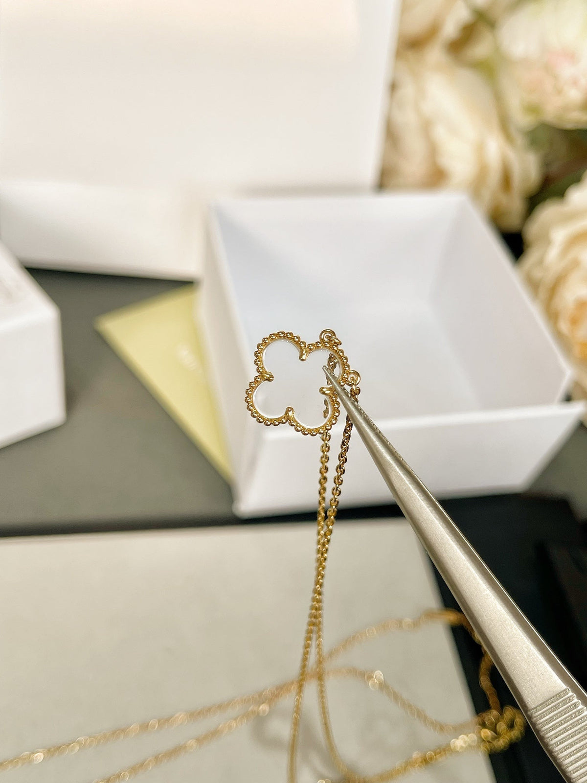 [Bling Jewelrys ]CLOVER ROCK CRYSTAL ROSE GOLD NECKLACE