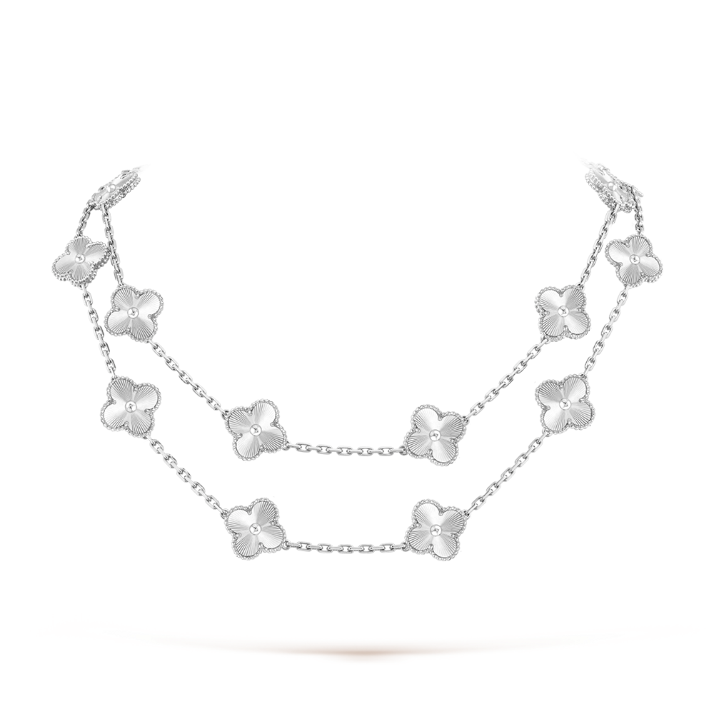 {
  "Bling Jewelrys": "Bling Jewelry",
  "CLOVER 20 MOTIFS": "KLEEBLATT 20 MOTIVE",
  "LASER SILVER": "LASER-SILBER"
}