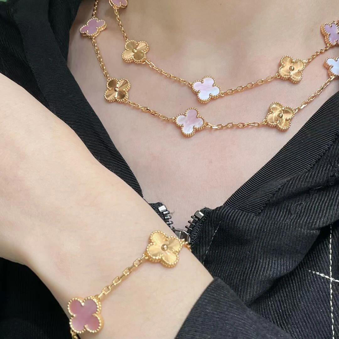 [Bling Jewelrys ]CLOVER 20 MOTIFS LASER PINK MOP NECKLACE