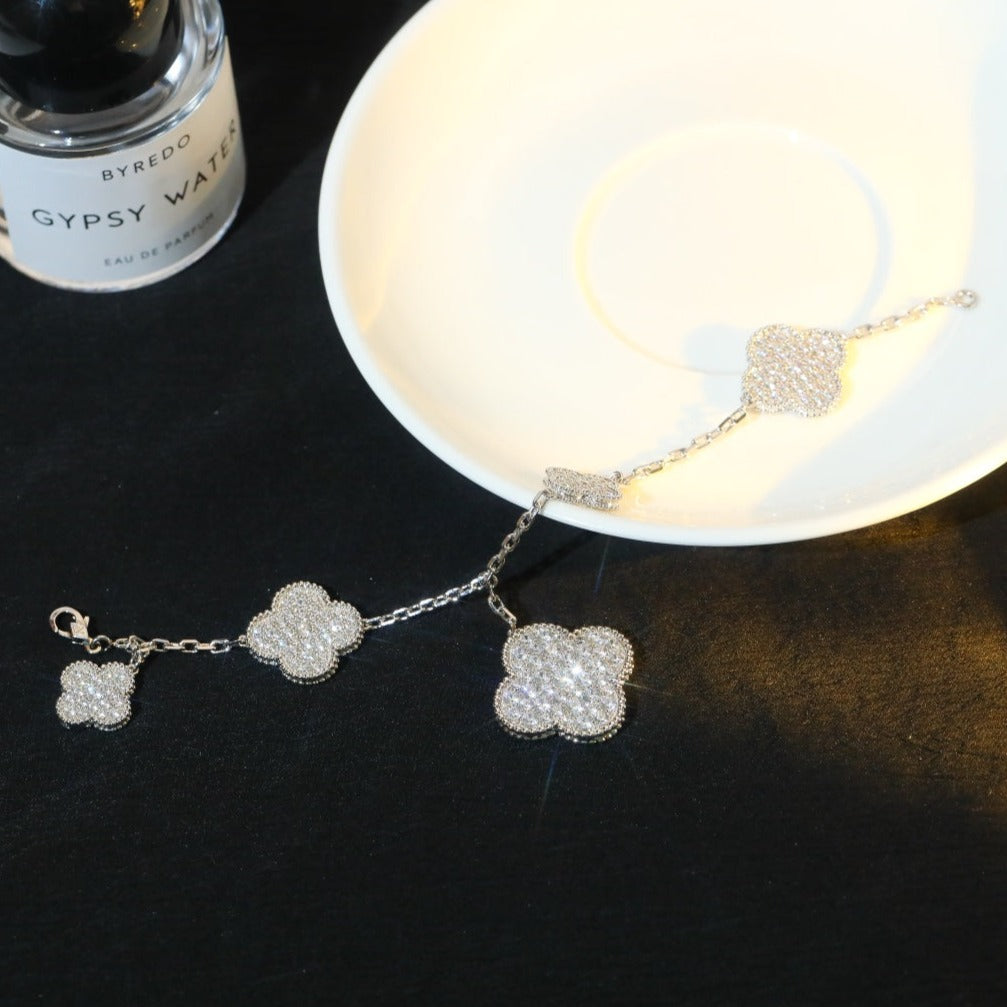 [Bling Jewelrys ]CLOVER BRACELET 5 MOTIF SILVER DIAMOND PAVED