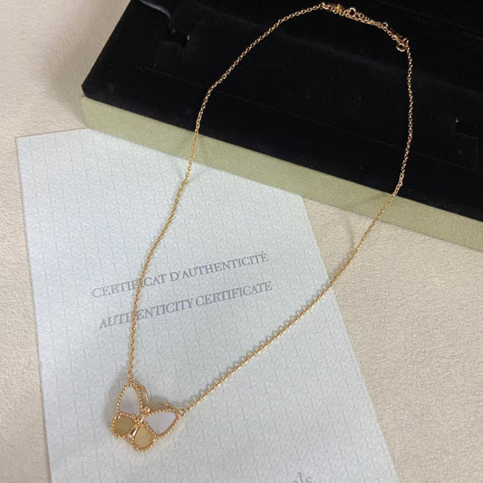 [Bling Jewelrys]NEUE ROSÉGOLDENE SCHMETTERLING-HALSKETTE MIT WEISSEM PERLMUTT