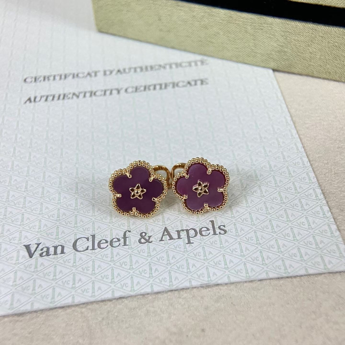 [Bling Jewelrys]NEUE LILA PFLAUMENDUFT PFLAUMENBLÜTEN GOLD OHRRINGE