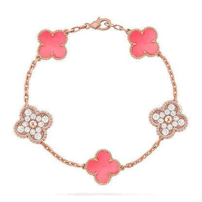 {
  "Bling Jewelrys": "ブリングジュエリー",
  "CLOVER 5 MOTIFS": "クローバー 5モチーフ",
  "PINK MOP BRACELET COLLECTION": "ピンクMOPブレスレットコレクション"
}