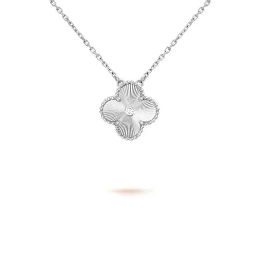 [Bling Jewelrys ]CLOVER  15MM DIAMOND LASER NECKLACE SILVER