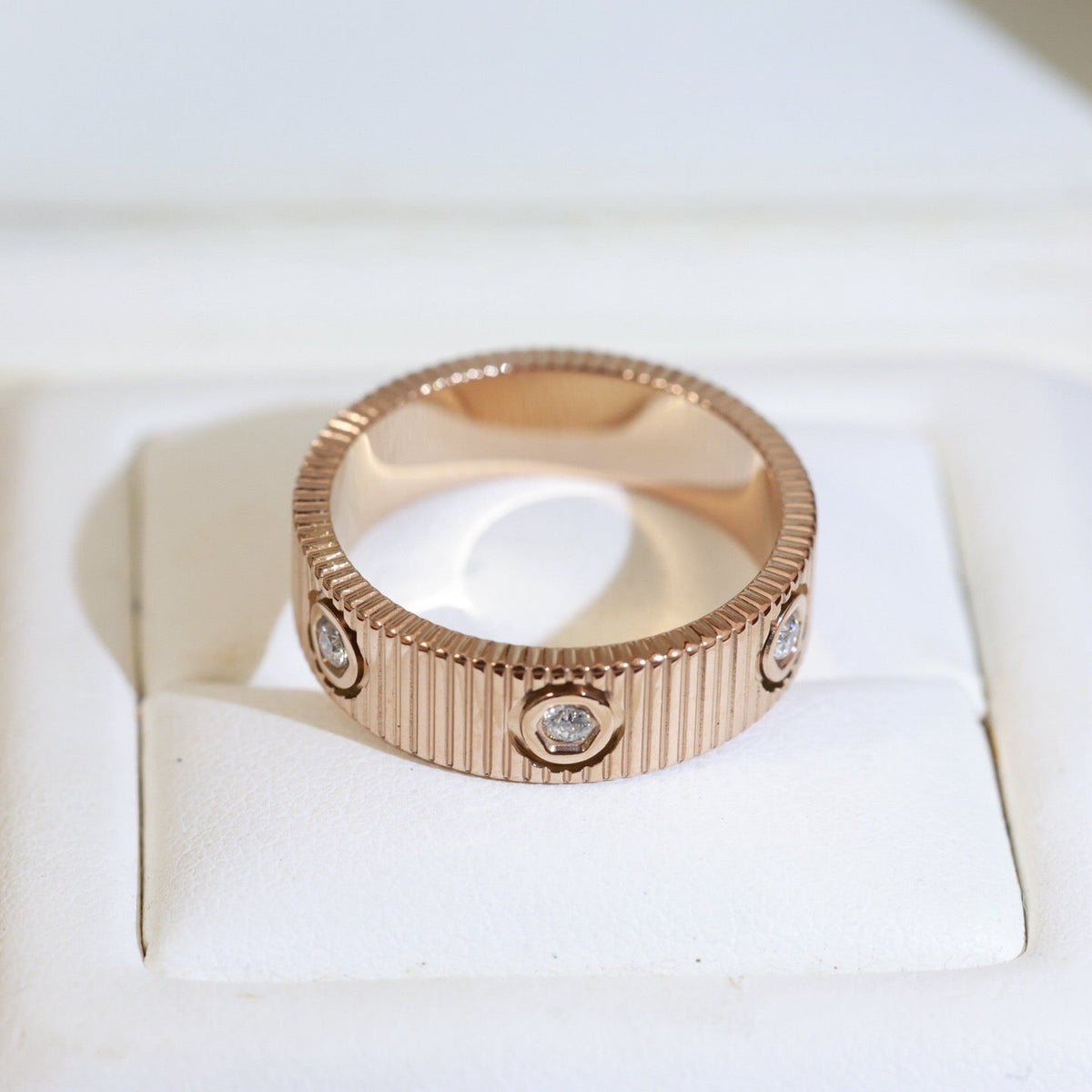 [Bling Jewelry] ラブ 6.5mm アンリミテッド 6ダイヤモンド リング