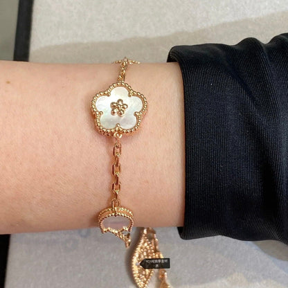 [Bling Jewelrys ]LUCKY SPRING 5 MOTIF BRACELET