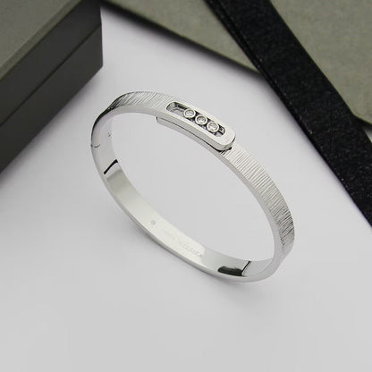 {
  "Bling Jewelrys": "Bling Jewelrys",
  "Move Noa Ciselé bangle": "Move Noa Ciselé Armreif"
}