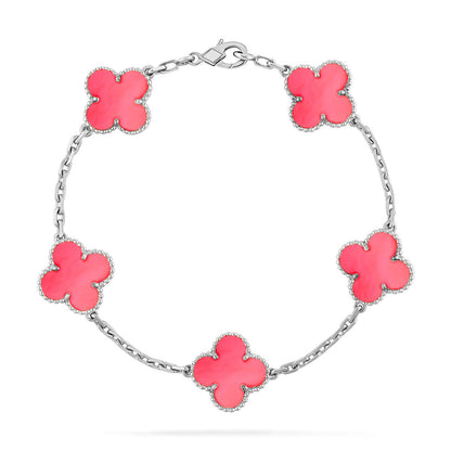 {
  "Bling Jewelrys": "ブリングジュエリー",
  "CLOVER 5 MOTIFS": "クローバー 5モチーフ",
  "PINK MOP BRACELET COLLECTION": "ピンクMOPブレスレットコレクション"
}
