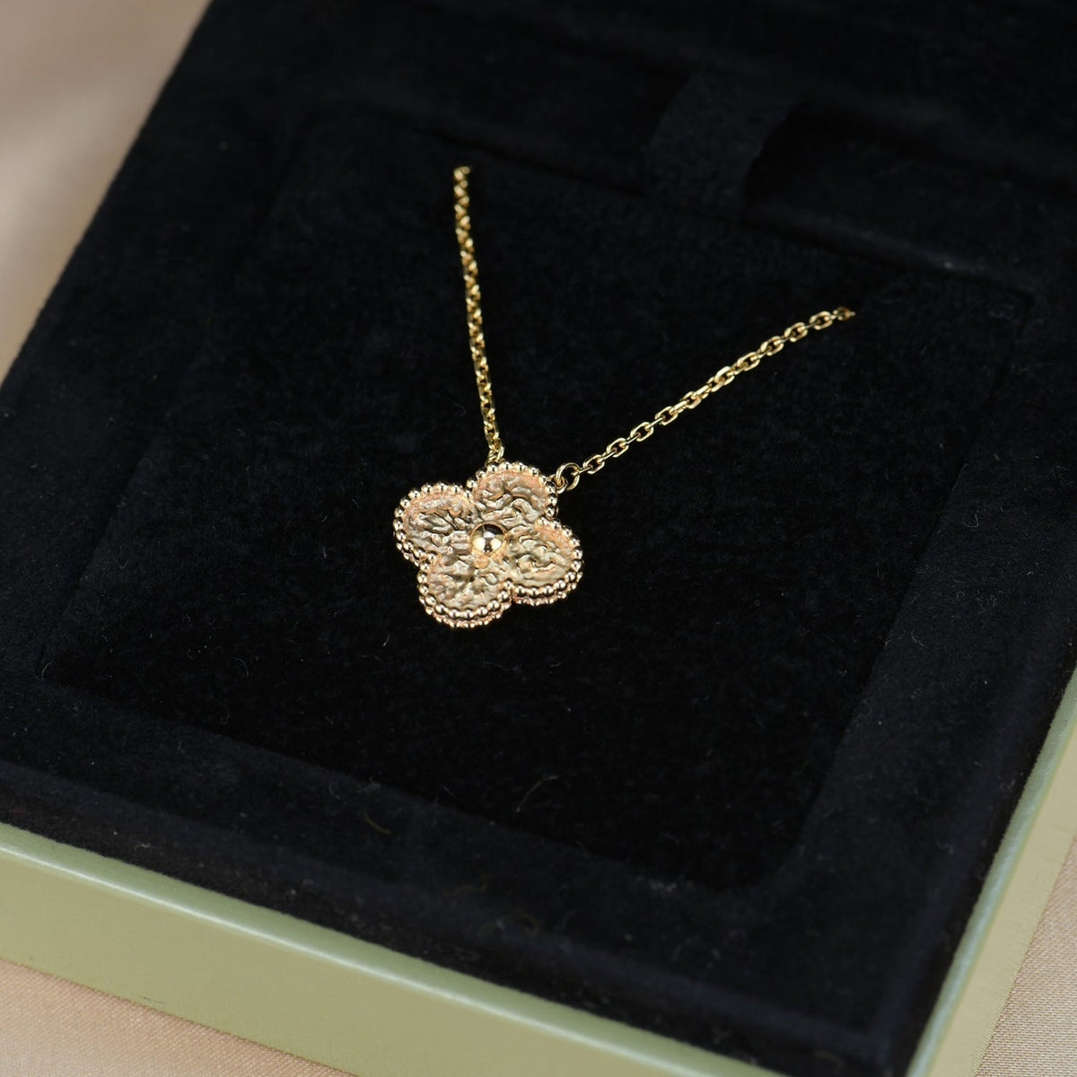 [Bling Jewelrys ]CLOVER 15MM  BRONZING NECKLACE