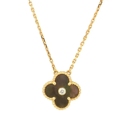 {
  "Bling Jewelrys": "ブリングジュエリー",
  "CLOVER 15MM DIAMOND AND MOTHER-OF-GREY NECKLACE": "クローバー 15mm ダイヤモンド＆グレーマザーオブパール ネックレス"
}