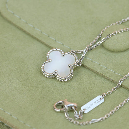 [Bling Jewelrys ]CLOVER  15MM WHITE MOTHER-OF-PEARL SILVER