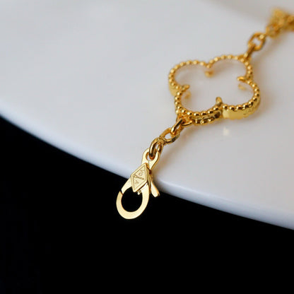 [Bling Jewelrys] KLEEBATT-ARMBAND MIT 5 MOTIVEN AUS BERGKRISTALL