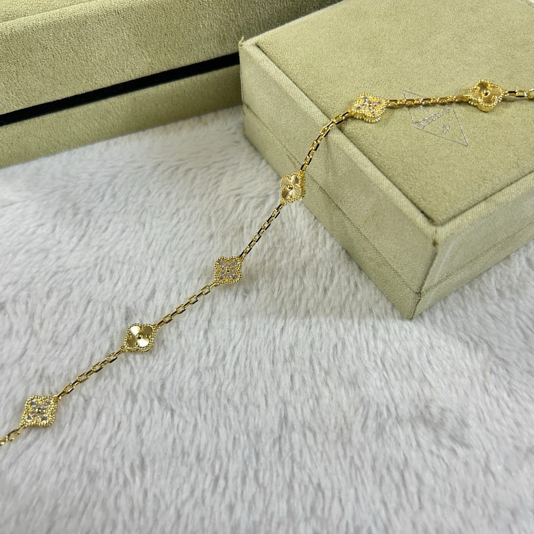 [Bling Jewelrys ]CLOVER 6 MOTIF DIAMOND LASER BRACELET