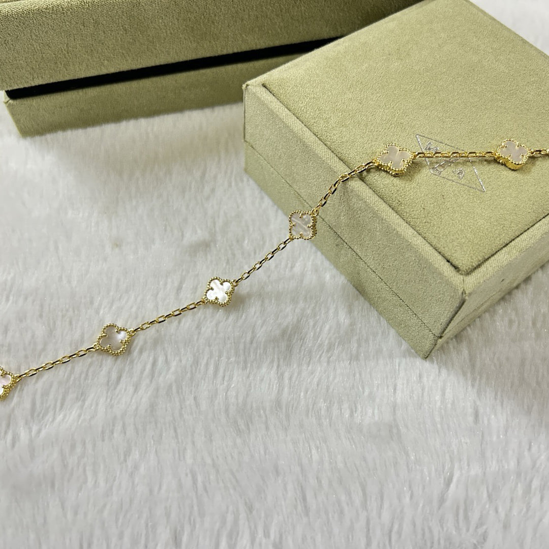 [Bling Jewelrys ]CLOVER 6 MOTIF WHITE MOP BRACELET