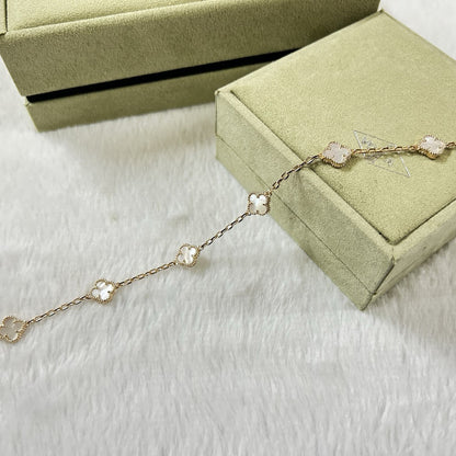 [Bling Jewelrys ]CLOVER 6 MOTIF WHITE MOP BRACELET