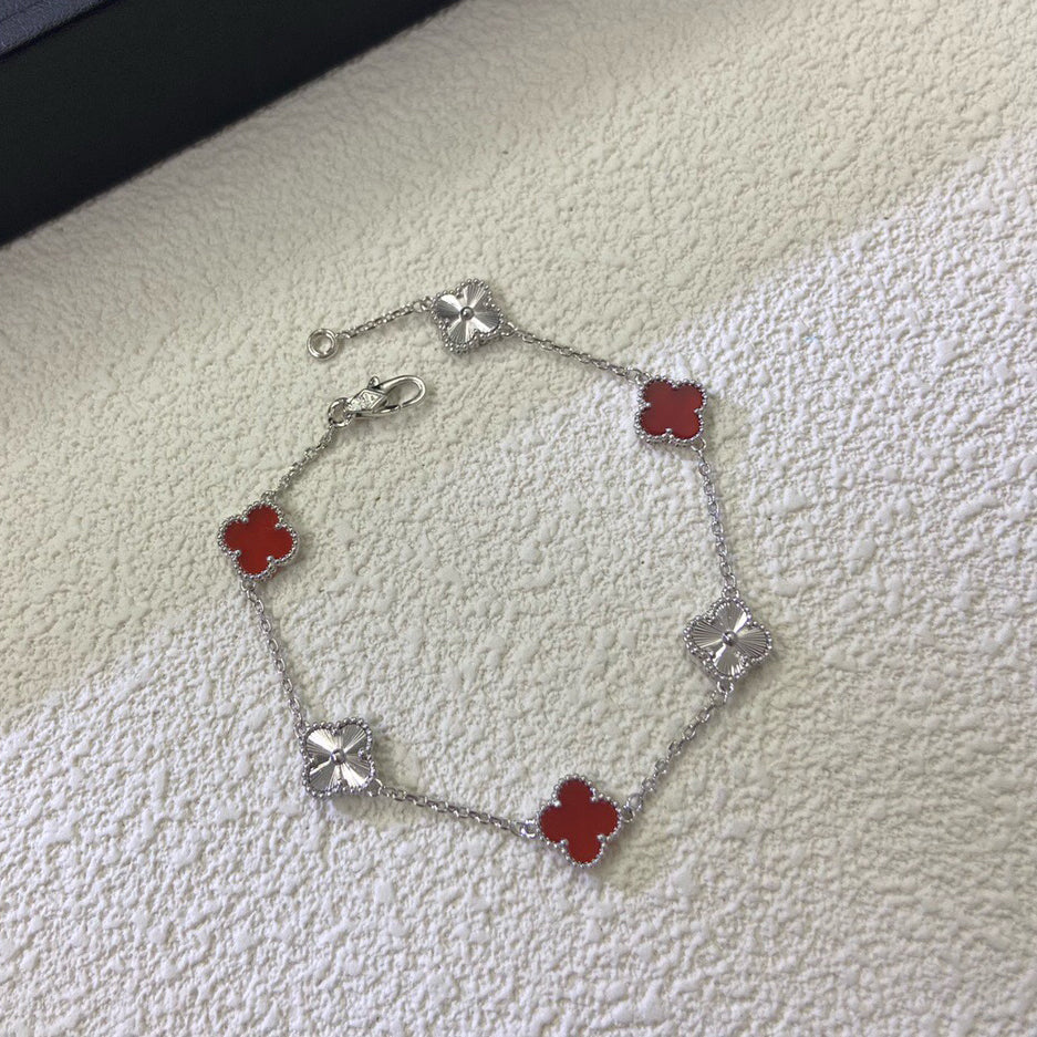 [Bling Jewelrys ]CLOVER 6 MOTIF RED AGATE LASER BRACELET