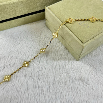 [Bling Jewelrys ]CLOVER 6 MOTIF DIAMOND BRACELET