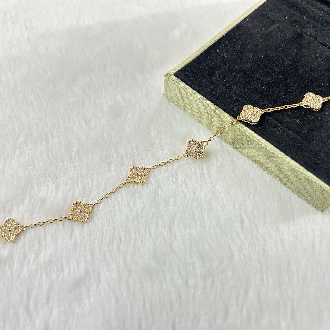 [Bling Jewelrys ]CLOVER 6 MOTIF DIAMOND BRACELET