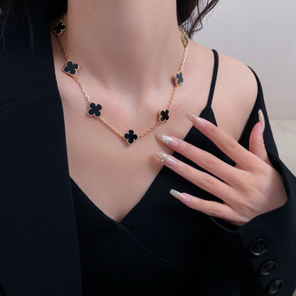 {
"Bling Jewelrys ": "Bling Jewelrys ",
"CLOVER 10 MOTIFS ONYX NECKLACE": "KLEEBLATT 10 MOTIVE ONYX HALSKETTE"
}