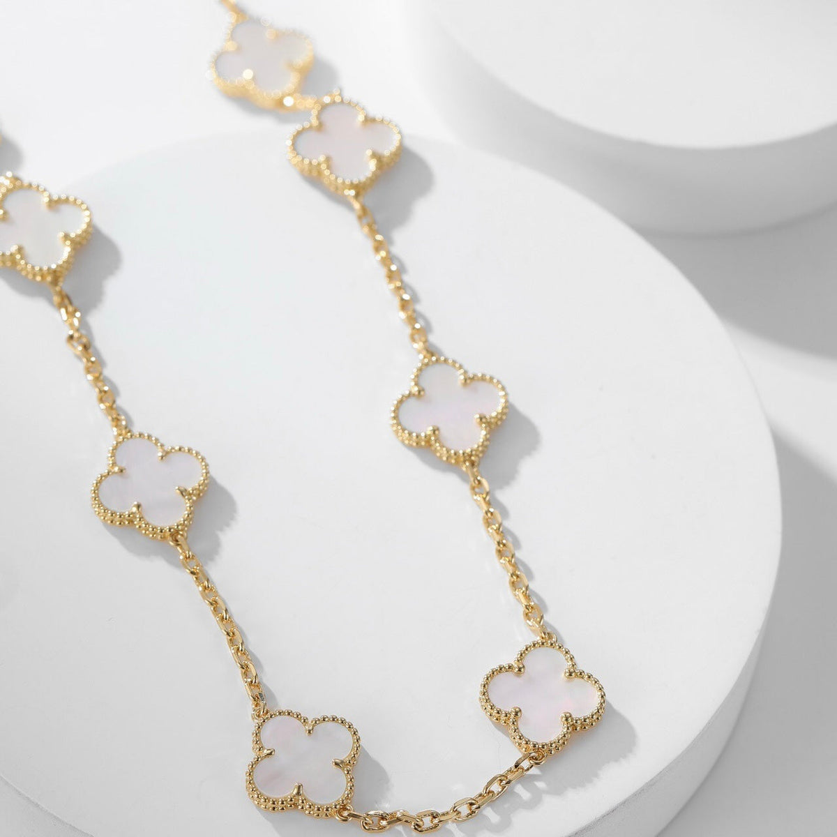 [Bling Jewelrys ]CLOVER 10 MOTIFS WHITE MOTHER OF PEARL NECKLACE