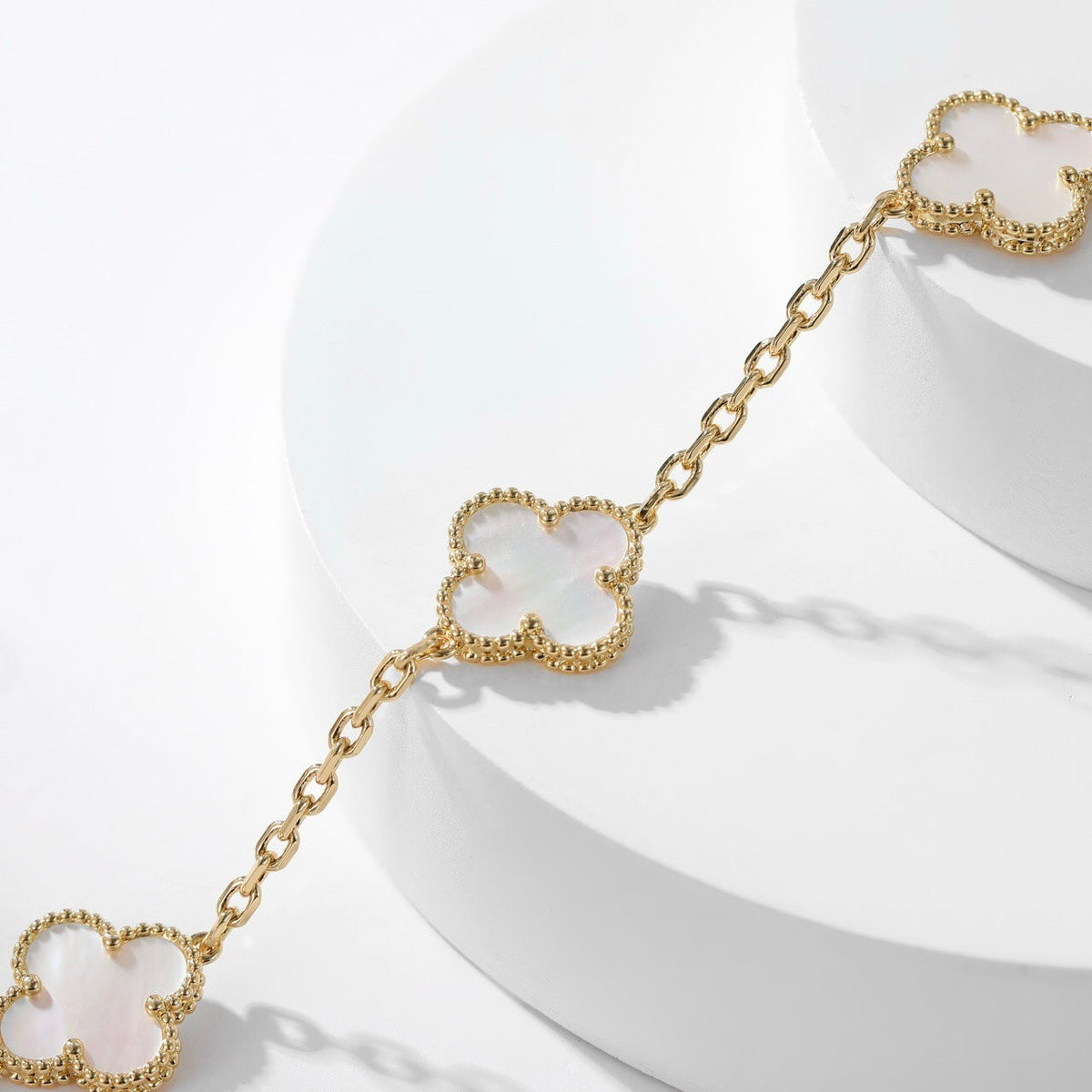 [Bling Jewelrys ]CLOVER 10 MOTIFS WHITE MOTHER OF PEARL NECKLACE