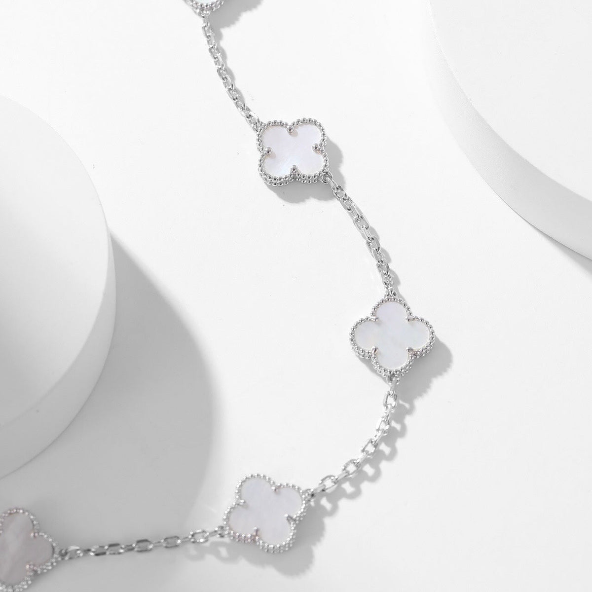 [Bling Jewelrys ]CLOVER 10 MOTIFS WHITE MOTHER OF PEARL NECKLACE