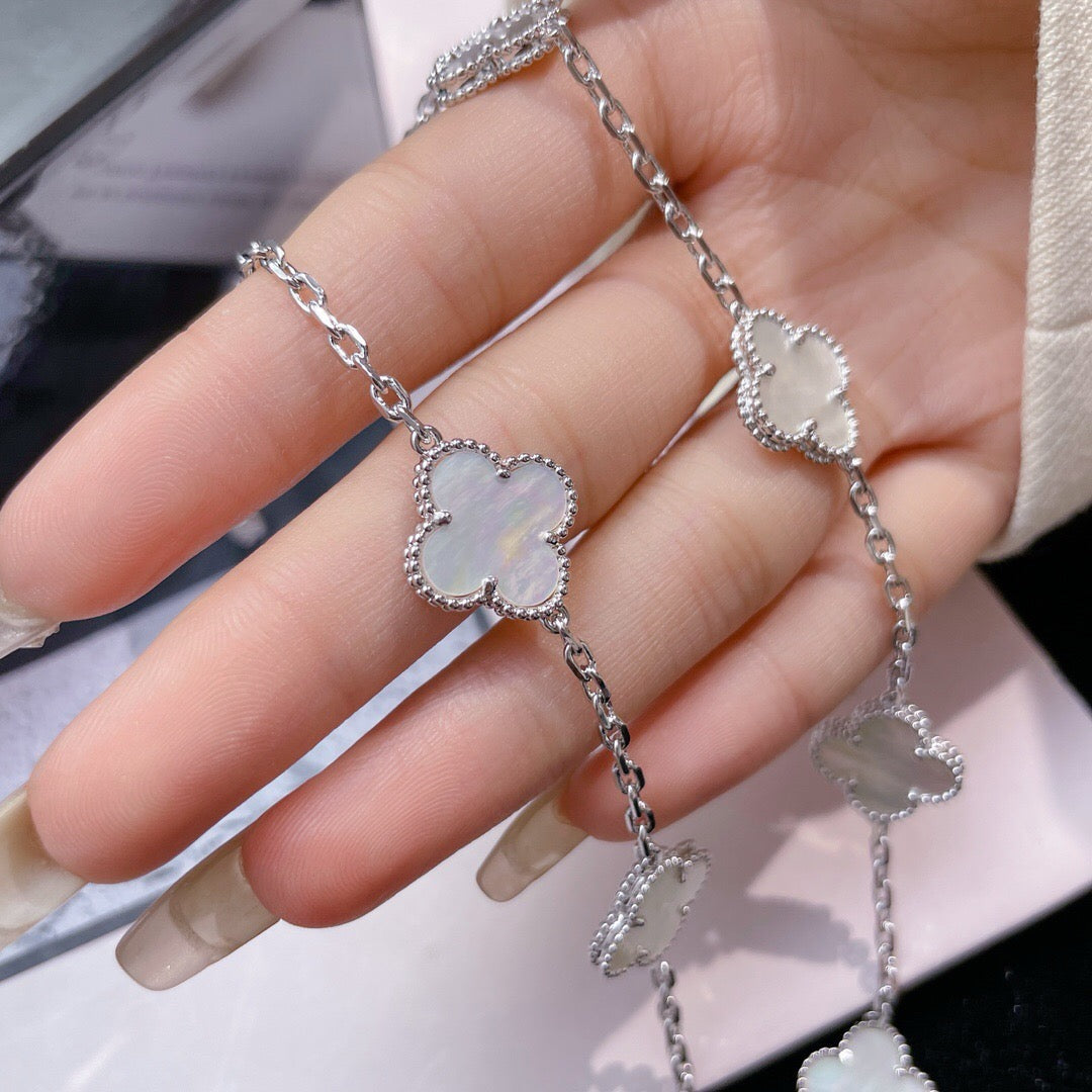 [Bling Jewelrys ]CLOVER 10 MOTIFS WHITE MOTHER OF PEARL NECKLACE