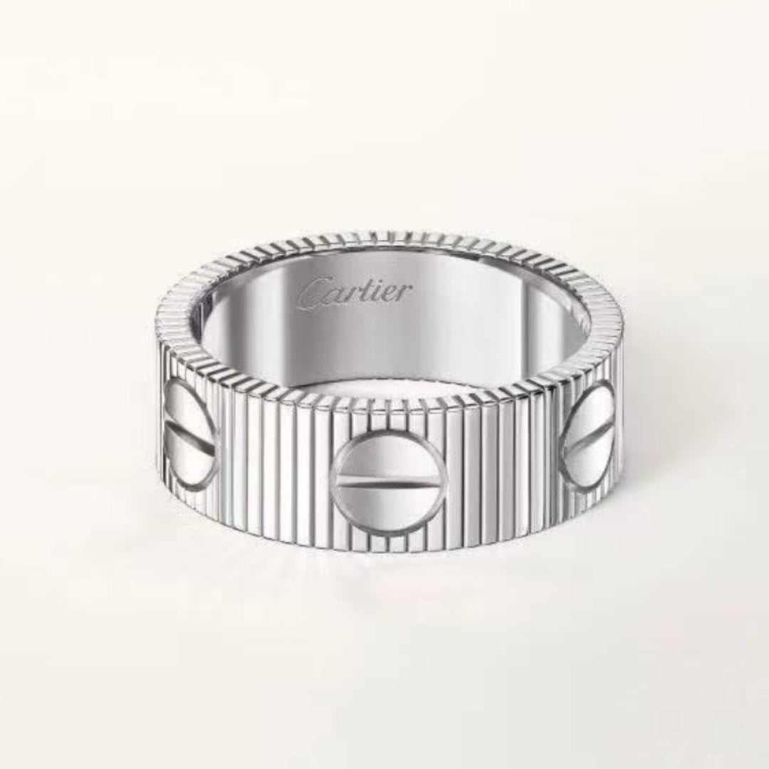 {"Bling Jewelrys ": "ブリング・ジュエリー ", "LOVE UNLIMITED RING": "ラブ・アンリミテッド・リング"}