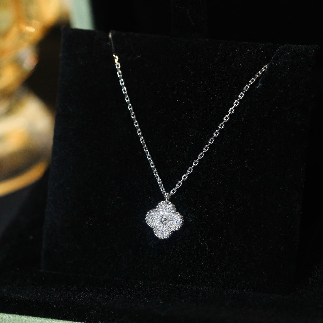[Bling Jewelrys ]CLOVER MINI 9.5MM PENDANT DIAMOND NECKLACE