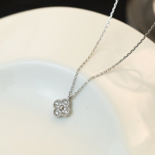 [Bling Jewelrys ]CLOVER MINI 9.5MM PENDANT DIAMOND NECKLACE