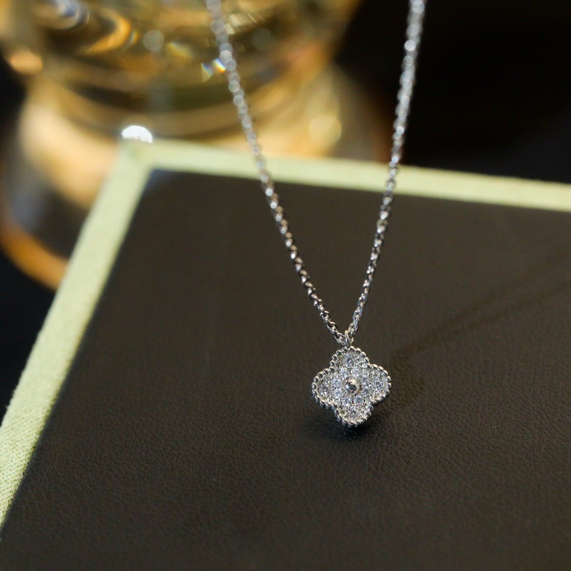 [Bling Jewelrys ]CLOVER MINI 9.5MM PENDANT DIAMOND NECKLACE