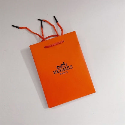 {
  "Bling Jewelrys": "Bling Jewelry",
  "HM BRACELET NECKLACE RING BOX GIFT BAG": "ブレスレット ネックレス リング用 ギフトボックス・ギフトバッグ"
}