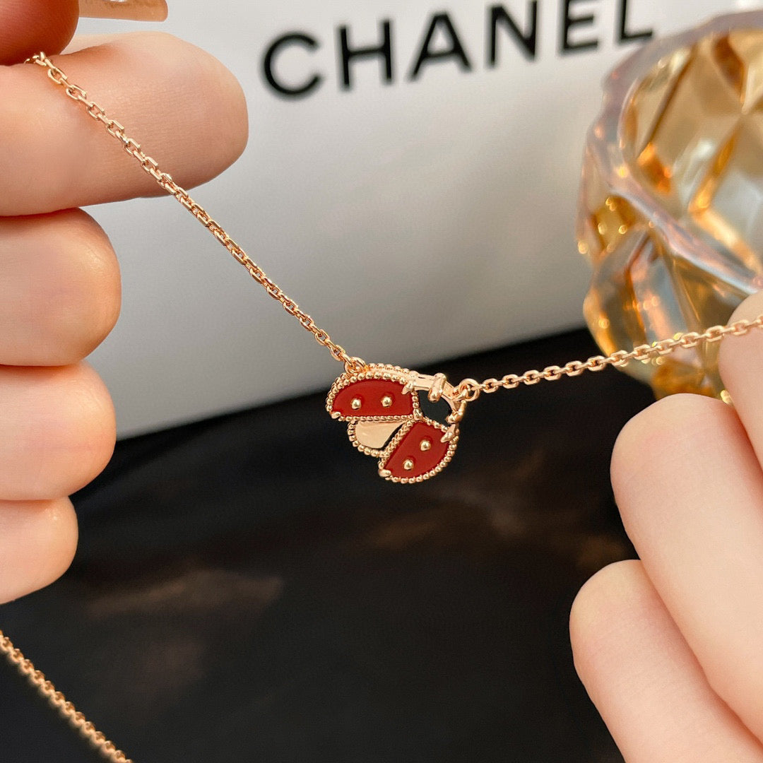 [Bling Jewelrys ]LUCKY  CARNELIANS LADYBUG NECKLACE