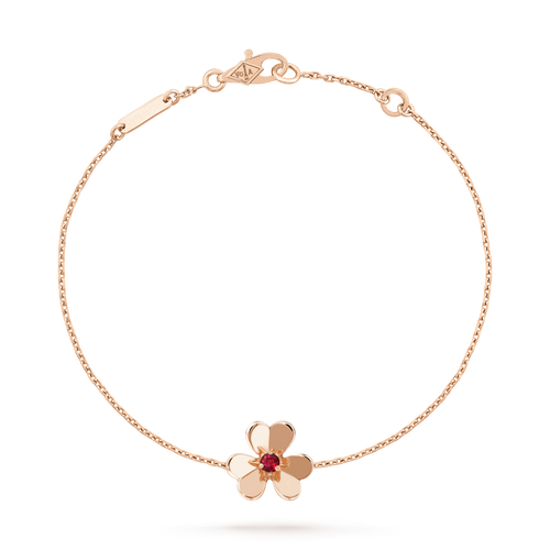 {
  "Bling Jewelrys ": "FRIVOLE GOLD BLUMEN-ARMBAND MIT ROSA MALACHIT"
}