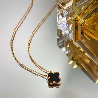 [Bling Jewelrys ]CLOVER 15MM BLACK ONYX SINGLE FLOWER NECKLACE