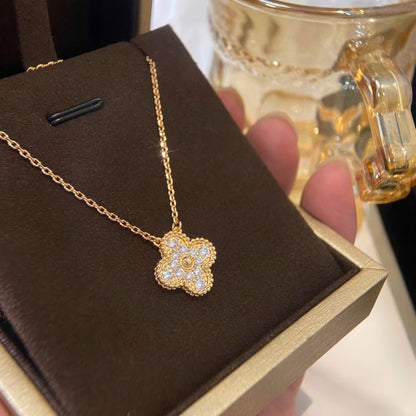 [Bling Jewelrys] CLOVER 15MM DIAMANT-EINZELBLUMEN-HALSKETTE