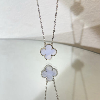 [Bling Jewelrys] KLEEBATT 15MM BLAUER CHALCEDON HALSKETTE SILBER