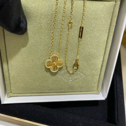 [Bling Jewelrys ]CLOVER 15MM LASER NECKLACE