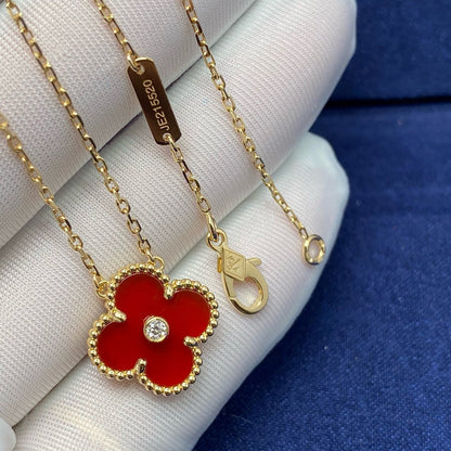 {
  "[Bling Jewelrys ]CLOVER 15MM DIAMOND CARNELIAN NECKLACE": "[Bling Jewelrys ]KLEEBLATT 15MM DIAMANT KARNELIAN HALSKETTE"
}
