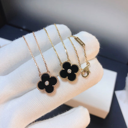 [Bling Jewelrys ]CLOVER 15MM DIAMOND ONYX NECKLACE