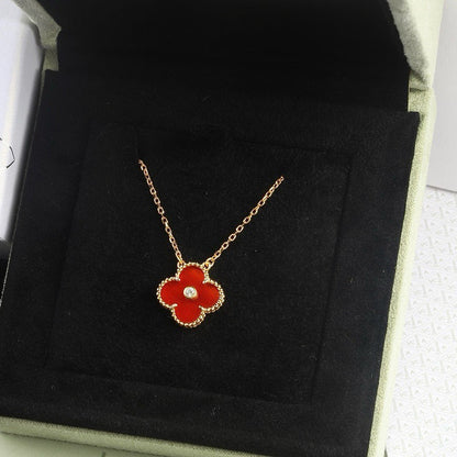 {
  "[Bling Jewelrys ]CLOVER 15MM DIAMOND CARNELIAN NECKLACE": "[Bling Jewelrys ]KLEEBLATT 15MM DIAMANT KARNELIAN HALSKETTE"
}