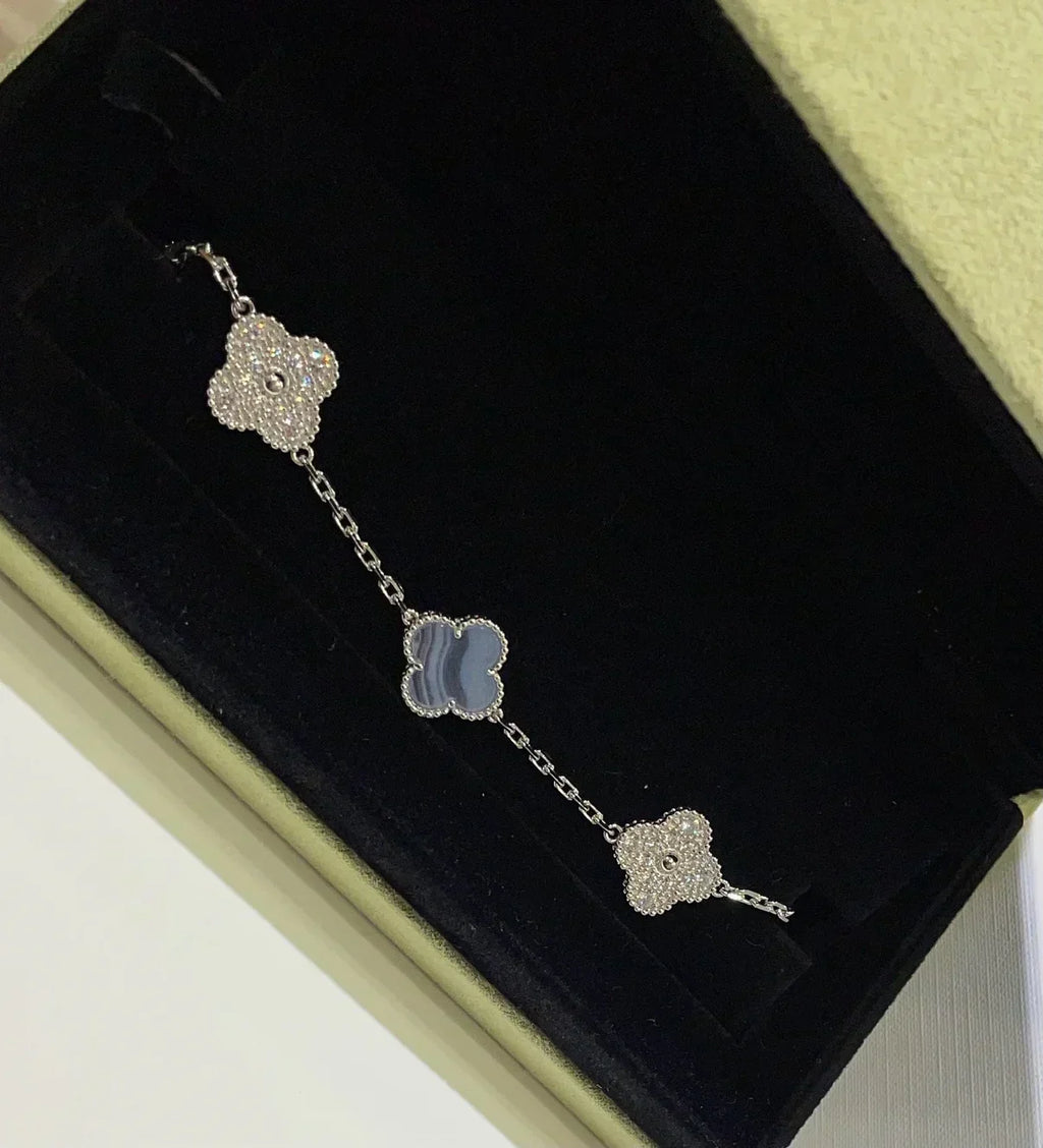 [Bling Jewelrys ] CLOVER 5 MOTIF PURPLE CHALCEDONY BRACELET COLLECTION