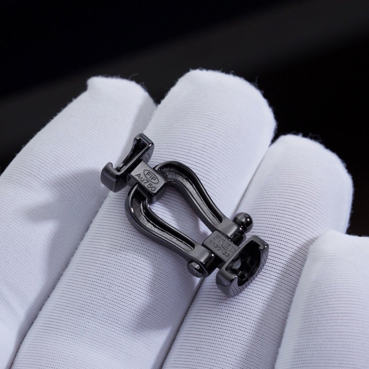 [Bling Jewelrys ]FORCE LARGE SERIES HORSESHOE BLACK SAMURAI BRACELET