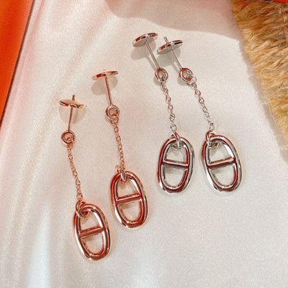 {
  "[Bling Jewelrys ]CHAINE TASSEL EARRINGS": "[ブリングジュエリー] チェーンタッセルピアス"
}