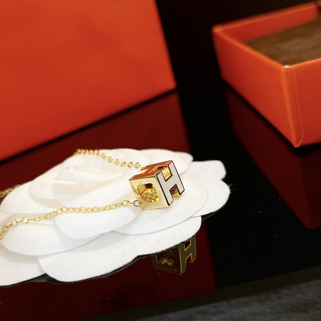 [Bling Jewelrys] H WEISSE QUADRATISCHE GOLDKETTE